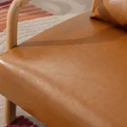 تفصيل كرسي جلد عملي