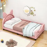 تفصيل سرير وردي بتصميم كرتوني